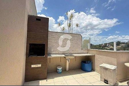 Apartamento à venda com 2 quartos, 61m² em Pendotiba, Niterói