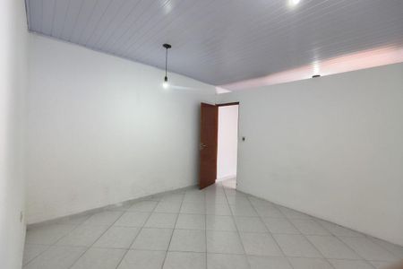 Sala de casa de condomínio para alugar com 2 quartos, 70m² em Vilamar, Praia Grande