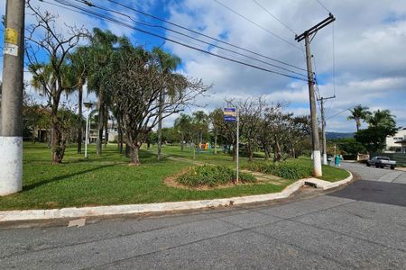 Casa à venda com 253m², 4 quartos e 4 vagas