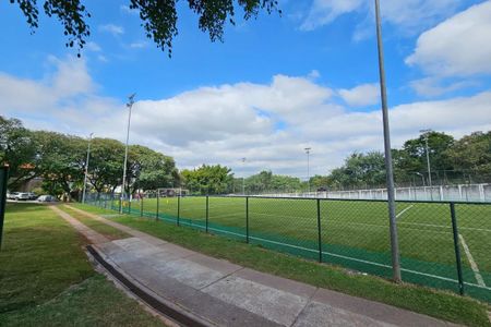 Casa à venda com 253m², 4 quartos e 4 vagas