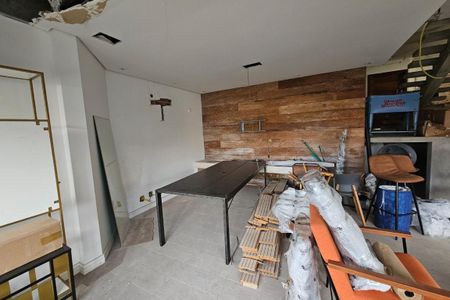 Casa à venda com 4 quartos, 253m² em Alphaville, Santana de Parnaíba