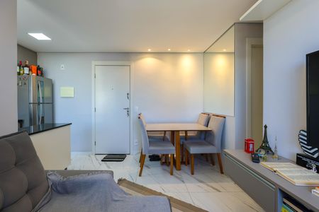 Apartamento para alugar com 41m², 2 quartos e sem vagaSala