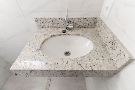 Apartamento para alugar com 33m², 1 quarto e sem vaga Apartamento para alugar com 33m², 1 quarto e sem vagaBanheiro