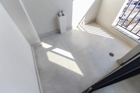 Apartamento para alugar com 33m², 1 quarto e sem vaga Apartamento para alugar com 33m², 1 quarto e sem vagaVaranda