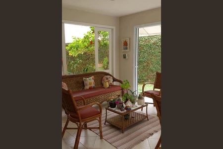 Casa à venda com 3 quartos, 270m² em Alphaville, Santana de Parnaíba