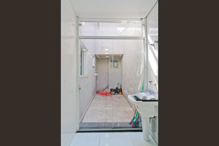 Casa à venda com 140m², 3 quartos e 2 vagasÁrea de Serviço