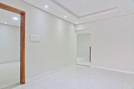 Sala de casa à venda com 3 quartos, 140m² em Vila Zat, São Paulo