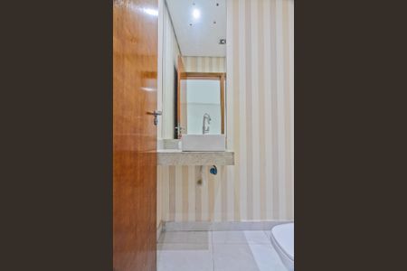 Casa à venda com 140m², 3 quartos e 2 vagasLavabo