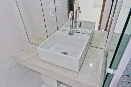 Casa à venda com 140m², 3 quartos e 2 vagasBanheiro da Suíte 2