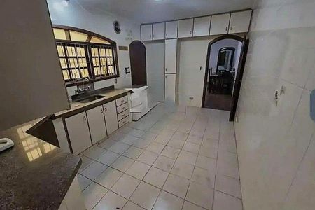 Casa à venda com 3 quartos, 135m² em Vila Medeiros, São Paulo