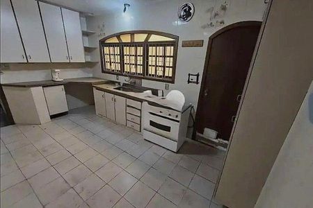 Casa à venda com 3 quartos, 135m² em Vila Medeiros, São Paulo