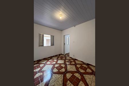 Casa para alugar com 140m², 1 quarto e sem vagaQuarto