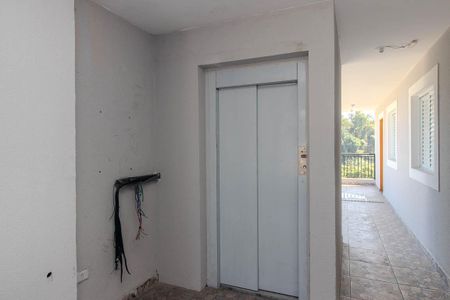 Apartamento para alugar com 34m², 2 quartos e 1 vagaElevador