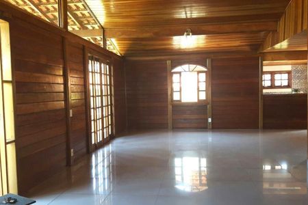 Casa para alugar com 4 quartos, 216m² em São Fernando Residencia, Barueri