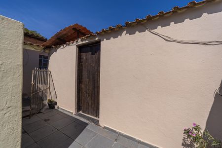 Casa para alugar com 75m², 2 quartos e 1 vagaÁrea comum