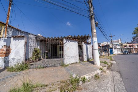 Casa para alugar com 75m², 2 quartos e 1 vagaFachada