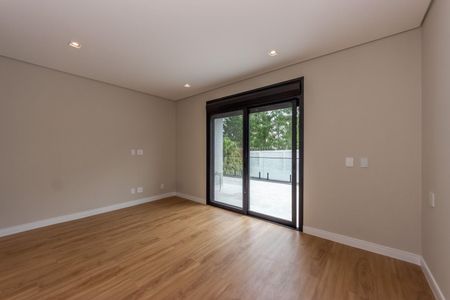 Casa à venda com 4 quartos, 378m² em Morada dos Pinheiros (Aldeia da Serra), Barueri