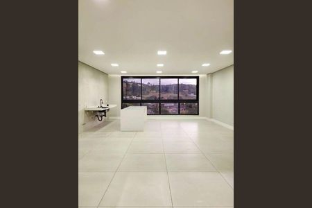 Casa à venda com 4 quartos, 297m² em Suru, Barueri