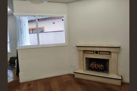 Casa à venda com 3 quartos, 321m² em Morada dos Pássaros, Barueri