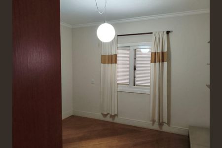 Casa à venda com 3 quartos, 321m² em Morada dos Pássaros, Barueri