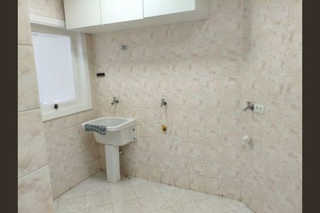Casa à venda com 3 quartos, 321m² em Morada dos Pássaros, Barueri