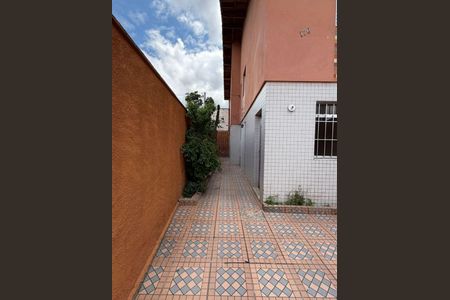 Casa à venda com 125m², 2 quartos e 2 vagas