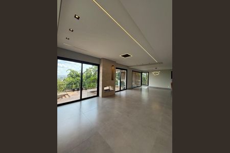 Casa de Condomínio à venda com 5 quartos, 850m² em Residencial Tambore, Barueri