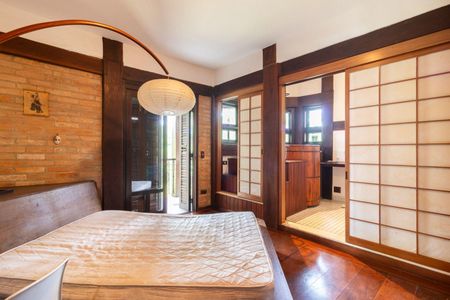 Casa à venda com 4 quartos, 550m² em Morada dos Pássaros, Barueri