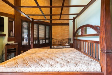 Casa à venda com 4 quartos, 550m² em Morada dos Pássaros, Barueri