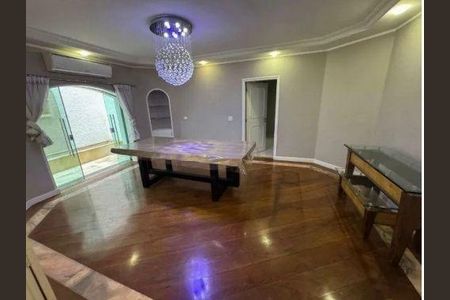 Casa à venda com 5 quartos, 800m² em Residencial Tambore, Barueri