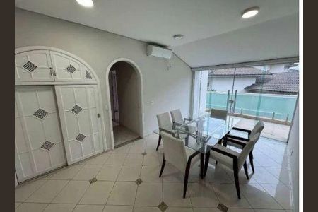 Casa à venda com 5 quartos, 800m² em Residencial Tambore, Barueri
