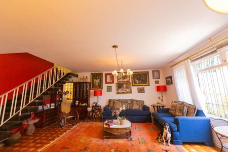 Casa à venda com 4 quartos, 290m² em Vila Mariana, São Paulo
