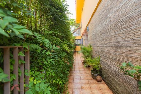 Casa à venda com 290m², 4 quartos e 2 vagas