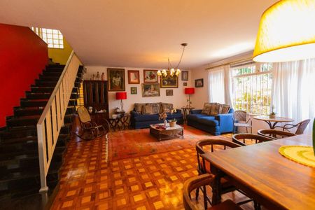 Casa à venda com 4 quartos, 290m² em Vila Mariana, São Paulo