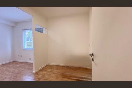 Casa à venda com 3 quartos, 317m² em Aldeia da Serra, Barueri