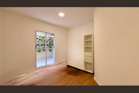 Casa à venda com 3 quartos, 317m² em Aldeia da Serra, Barueri