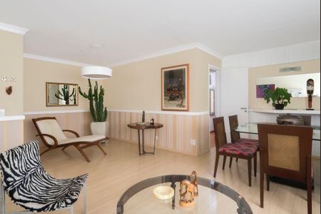 Apartamento à venda com 3 quartos, 105m² em Cerqueira César, São Paulo