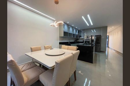 Casa à venda com 4 quartos, 310m² em Vila Pirituba, São Paulo