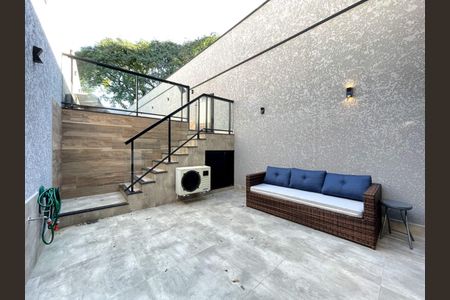 Casa à venda com 310m², 4 quartos e 4 vagas