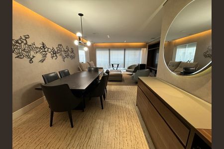 Apartamento à venda com 151m², 4 quartos e 3 vagas