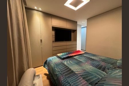 Apartamento à venda com 151m², 4 quartos e 3 vagas