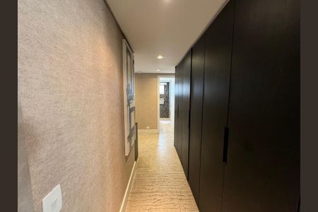 Apartamento à venda com 151m², 4 quartos e 3 vagas