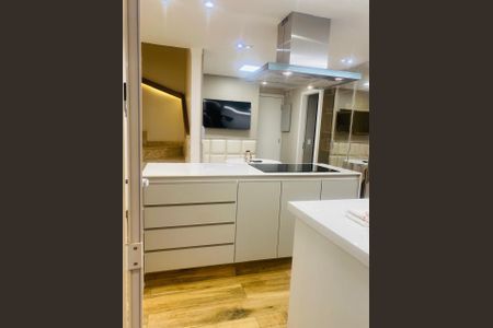 Apartamento à venda com 246m², 4 quartos e 4 vagas