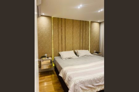 Apartamento à venda com 246m², 4 quartos e 4 vagas