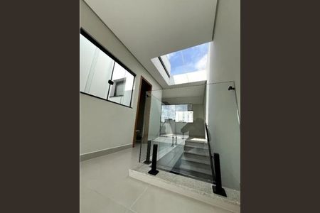 Casa à venda com 3 quartos, 145m² em Vila Gomes Cardim, São Paulo