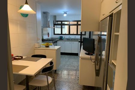 Apartamento à venda com 186m², 3 quartos e 2 vagas