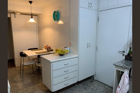 Apartamento à venda com 186m², 3 quartos e 2 vagas