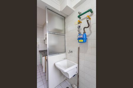 Apartamento à venda com 48m², 2 quartos e 1 vaga Apartamento à venda com 48m², 2 quartos e 1 vagaÁrea de serviço