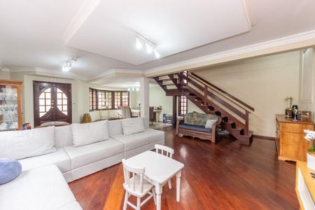 Casa à venda com 3 quartos, 350m² em Morada das Flores (Aldeia da Serra), Barueri