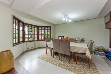 Casa à venda com 3 quartos, 350m² em Morada das Flores (Aldeia da Serra), Barueri